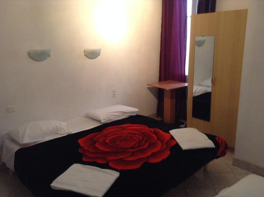 Hotel Du Musee 芒通 外观 照片